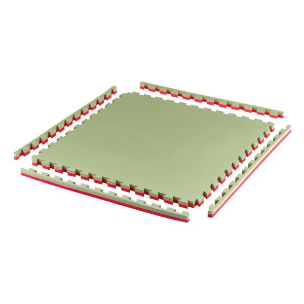 サイドストリップを付けると隙間なく壁際にピッタリ敷き込めます。[商品詳細]●サイズ：幅約１００×長さ１００×厚さ４ｃｍ●自重：約４．３ｋｇ[ご注意]本商品は、個人宅住所には送品できません。送付先の宛名に企業、団体、学校などの組織名の記載がな...