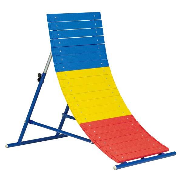 踏切板のすき間を極力無くした安全配慮設計。逆上がりが苦手なお子様の初期練習に最適。[商品詳細]●サイズ：幅７０（板幅６０×６．５）×奥行１１９×高さ１１２〜１２５ｃｍ●素材：主材／スチール３１．８ｍｍ丸パイプ、板部／ＡＢＳ樹脂●重量：１９ｋ...