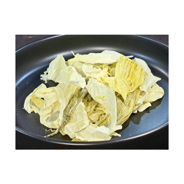 【真昆布おぼろ】おぼろ昆布は職人が一枚一枚手作業で薄く削って作ります真昆布は函館沿岸が主産地で、厚みがあり幅が広い昆布の高級品です、上品な甘味をもち清澄なだしがとれますがごめ昆布のような粘りはありませんが、とろみと風味はバツグンですお吸い物...