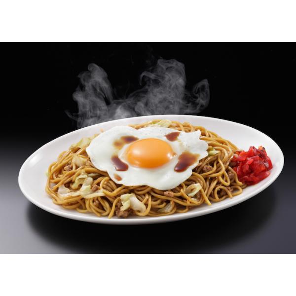 第４回Ｂ−１グランプリ・ゴールドメダルを受賞した秋田県横手市のご当地グルメです独特の太くてまっすぐなゆで麺に、キャベツと豚挽肉を加え、半熟の目玉焼きを乗せたのが横手やきそば横手やきそばの専用のゆで麺と鰹だしの特性やきそばソースが入っているの...