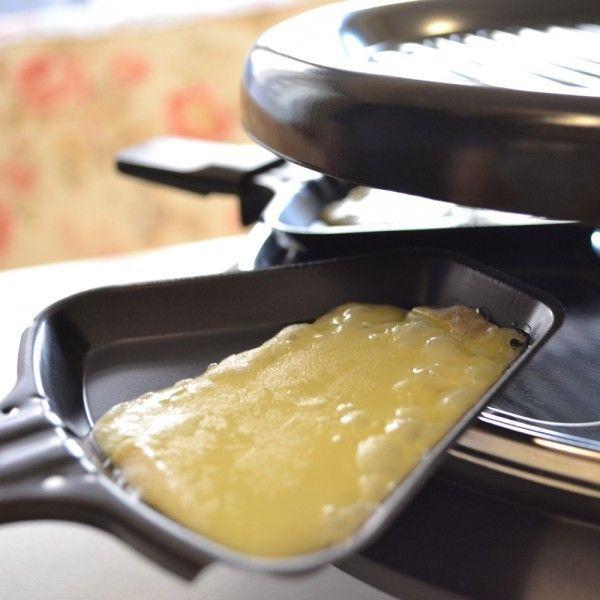 ラクレットチーズ 約570g前後 （4−6人前程度） チーズのみ