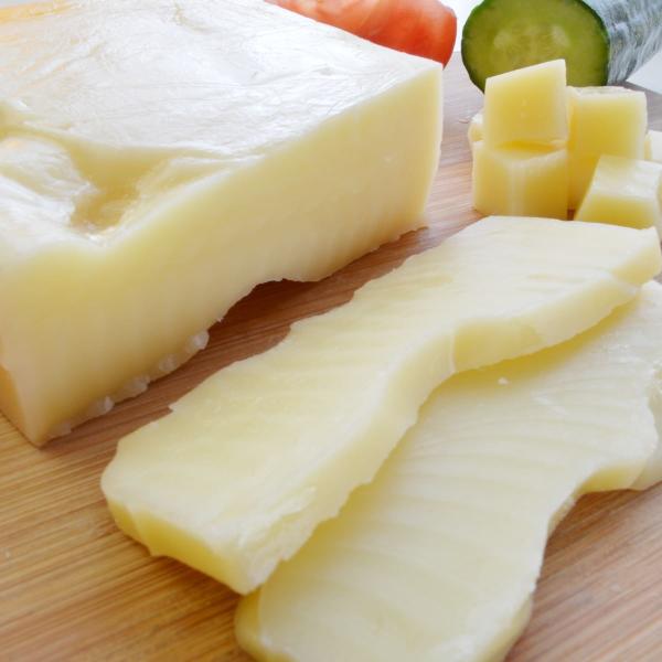 エメンタールチーズ 約７６０g前後 スイス産 フォンデュ用チーズ ナチュラルチーズ クール便発送 Emmental Cheese チーズ料理