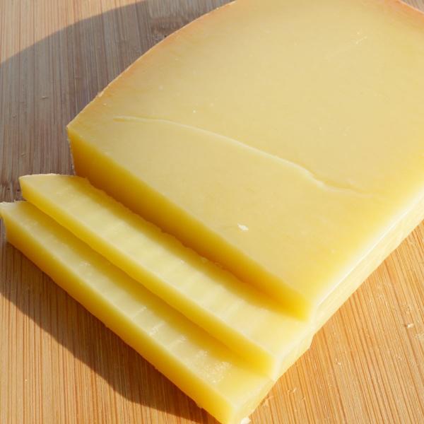 コンテ チーズ 約１８０g前後 フランス産  ナチュラルチーズ  クール便発送 COMTE Cheese チーズ料理