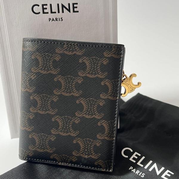 CELINE（セリーヌ） コンパクトウォレット トリオンフチャーム