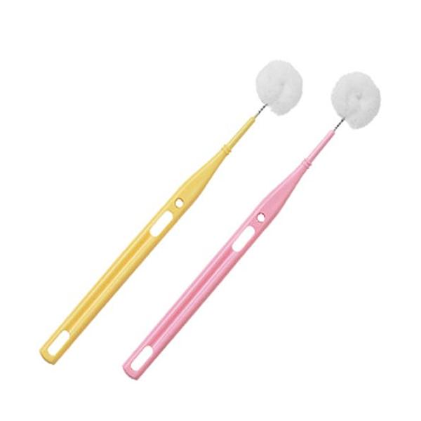 ・痛みを与えない超やわらかブラシ。ヘッドの部分の毛に、綿毛のようなソフトな感触の素材を使用しています。・過敏な口腔粘膜の清掃に。・口内の乾燥がひどく、過敏で出血しやすくなっている粘膜の清掃に最適です。●サイズ／長さ20cm、ブラシ部：2.5...