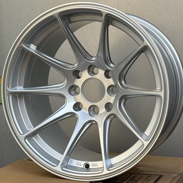 在庫限り 人気商品 新品 15×8.25J ±0 PCD 100 114.3 4穴 15インチ