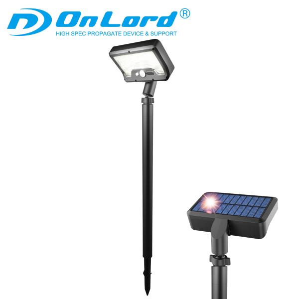 【挿すだけ設置】杭でお庭などに挿してどこでも自由自在に設置！配線工事不要　【人感センサー搭載】人感センサーと明暗センサーのWセンサー搭載！暗くなり人が近づくと自動点灯・消灯。92個のLED最大500ルーメンの明るさ！常時点灯も可能、連続発光...