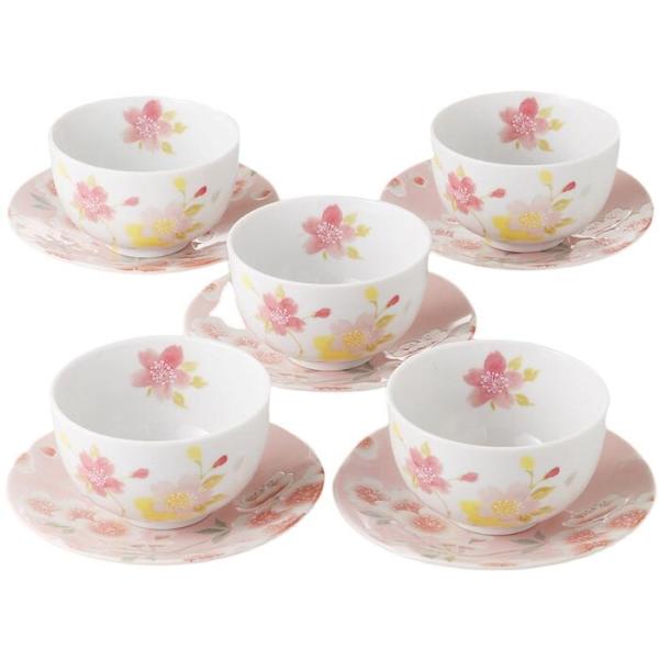 天寿花園の茶托付煎茶揃湯呑セットは、来客用としても日常使いとしてもぴったりの美濃焼の茶器です。このセットには、5客分の湯呑みが含まれており、それぞれが繊細な花柄で装飾されています。優美なピンクと白の色合いは、どんな食卓にも春の息吹をもたらし...