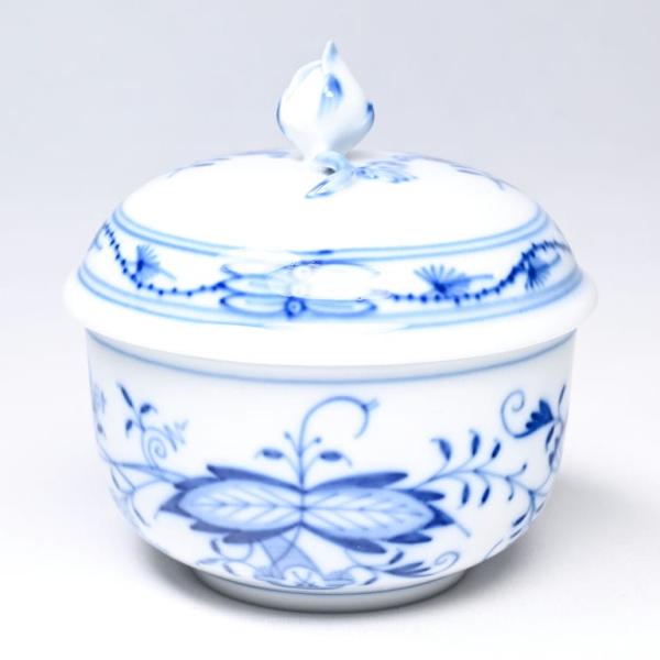 【スペシャルラッピング660円(別売り)】[型番] me800101-00822-1[サイズ（約）] 高さ9.5cm(蓋含む) 口径9cm[カラー] ホワイト / ブルー[素材] 磁器[重量（約）] 205g[付属品] なし[生産国] ドイ...