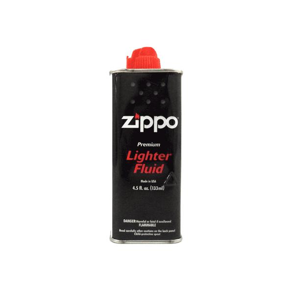 ZIPPO ジッポライター用 純正 オイル 133ml[容量] 133ml[生産国] USA(アメリカ) 【御注意】こちらの商品単品のみのご注文はお受けできません。必ずZIPPO もしくは当店販売の別商品とセットでご購入下さいませ。単品でご...