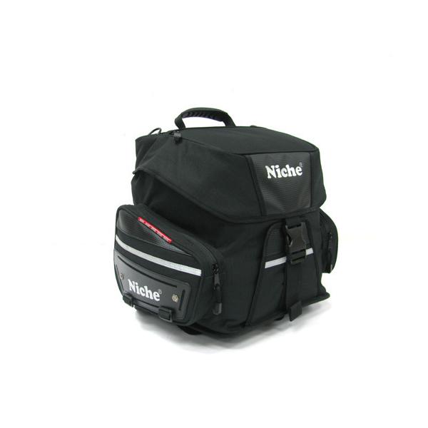 ■Niche 容量可変（20-30L）ツーリングシートバッグ　ブラック/レッド　取り付けバンド収納式シートバック NMO-2215　新品