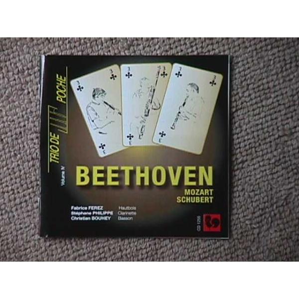 フランスの名手たちのトリオダンシュのCDデス。曲はベートーヴェンのセレナーデop8、奥様お手をどうぞの主題による変奏曲、モーツアルトのドンジョヴァンニの４つのアリア他演奏はF/FEREZ(ob)S/PHILLIPE(cl)C/BOUHEY(...