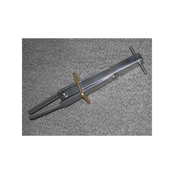 ドイツ　　リーガー社製プロファイルド型を作成するための道具です。加工にはティップが必要です。