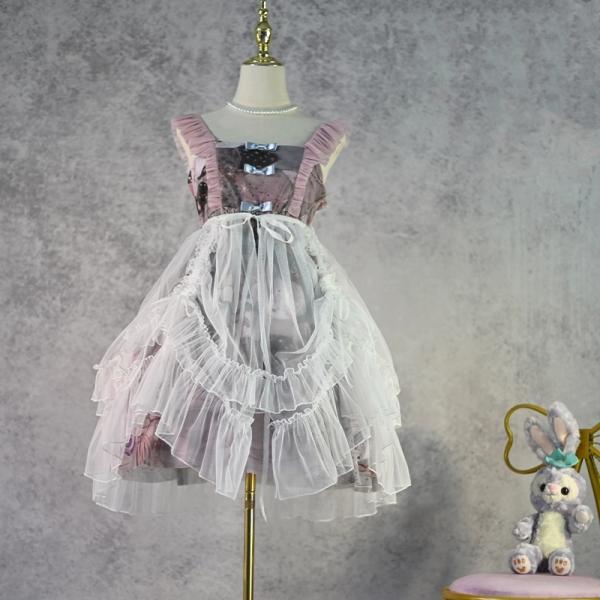 4本のストラップを調節することで、2WAYの着こなしを楽しめるオーバースカートです！2層のゴージャスなフリルがとってもキュート♪ ロリータスカートやドレスに合わせると、スタイルをより華やかに演出できます。高品質の柔らかなチュール素材を使用し...