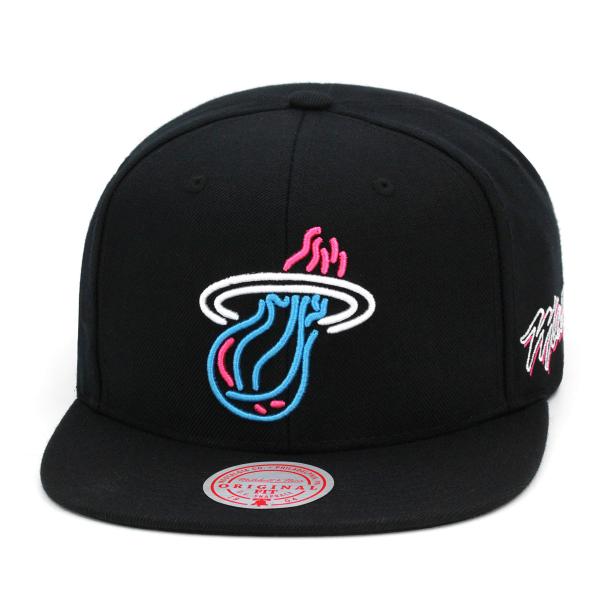 並行輸入品】Mitchell & Ness マイアミヒート スナップバックハット