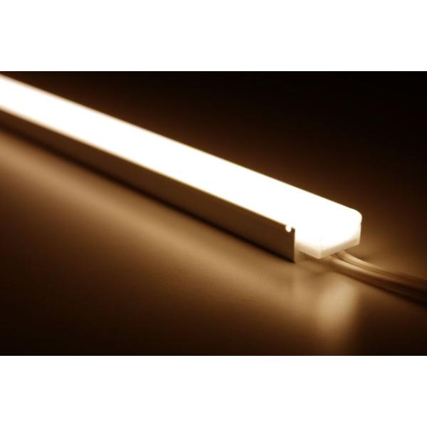 メーカー：TES LIGHTING / テスライティングシリーズ名：コネクタ式間接照明 tiffa(ティファ) TTHシリーズ本体：PC入力電圧：100V演色性：Ra80以上付属品：取付クリップ 1セット(ネジ同梱)関連キーワードテスライテ...