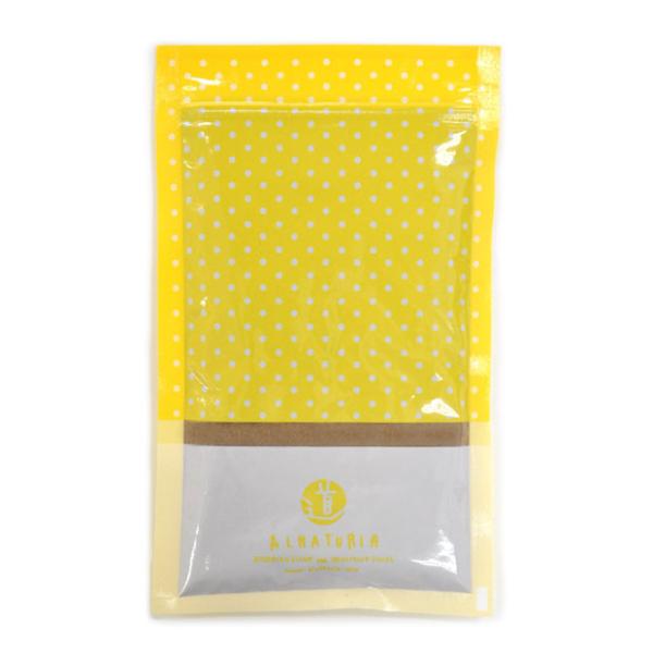 北海道十勝産の小豆を煮た乾燥粉末です。水と砂糖でねりあんが作れます。