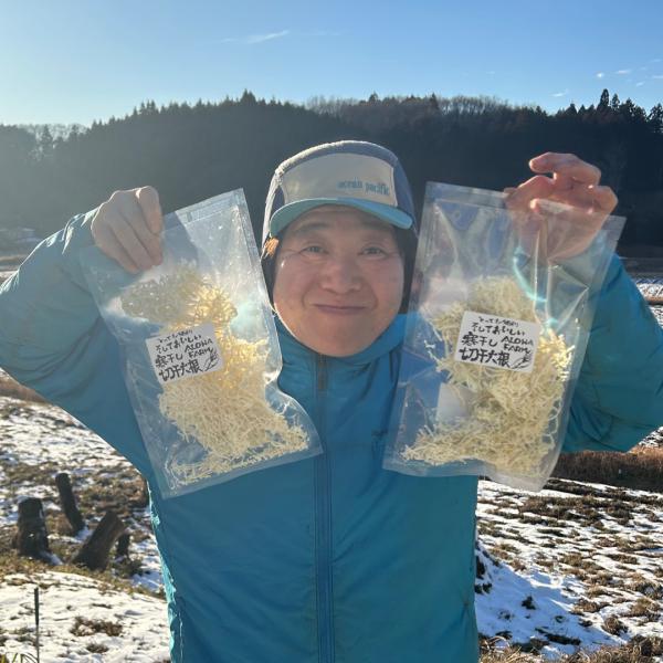 ■内容量40ｇ×3パック■原材料名大根(那須高原産)　※成分無添加■保存方法直射日光、高温、多湿を避け保存■おもな原産地那須高原■食品表示に関するその他自然のものですので、時間の経過とともに色が変わっていきますのでお早めにお召し上がりくださ...