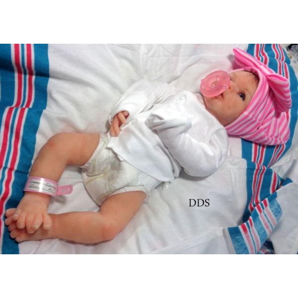 リボーンドール ベビードール 赤ちゃん人形 リアル人形 外国 赤ちゃん 女の子 Buyee Buyee 日本の通販商品 オークションの代理入札 代理購入