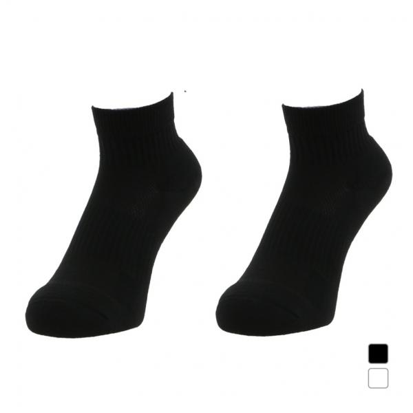 ◇定番のベリーショート丈ソックス。2足組。◇甲部分は通気性とフィット感に優れたメッシュ編み。◇土踏まず部は優れたフィット感のリブサポートでズレを防止。◇足底はパイル仕様でクッション性UP。◇吸水速乾、抗菌防臭。■カラー:ホワイトブラック■素...