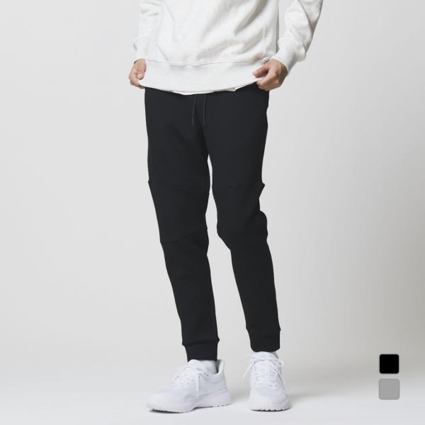 ◇ダンボールニットの特徴であるハリ感はそのままに、スウェットで気になる毛玉の発生を抑えています。 動いて汗をかいても乾きやすい吸水速乾性も持ち合わせています。 もちろん、ストレッチが効いているのでとても動きやすいです。 スポーティーなテーパ...