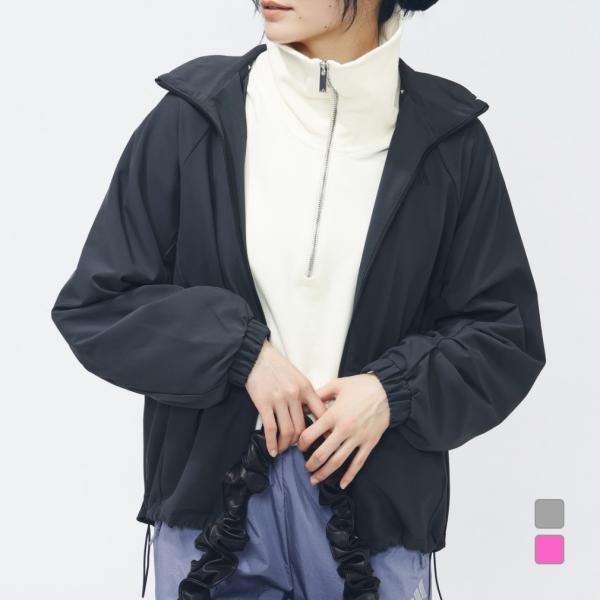 アディダス レディース ウインドジャケット Luxflow ルーズフィット ストレッチウーブン ジャケット IE684 KA0908 KA0910 スポーツウェア adidas