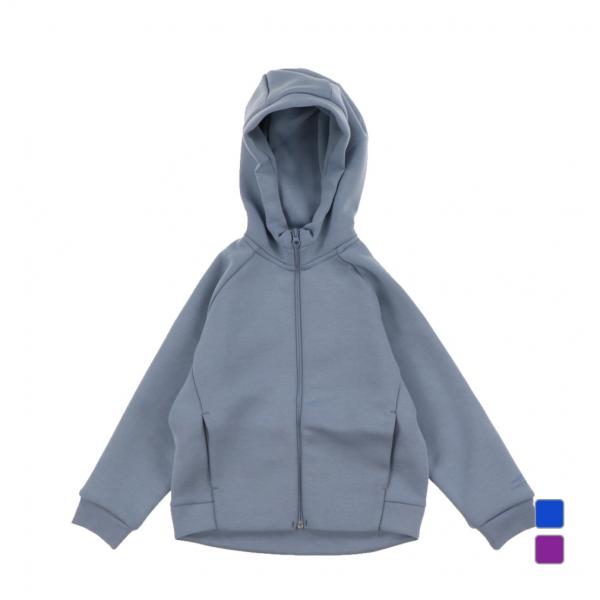 ◇テックスウェットフルジップパーカー。程よい肉厚とストレッチ感、ハリのある生地感がポイントのテックスウェット。ダンボール状の気室空間のある3層構造に形成することで肉厚な質感ながら軽量化を実現。ストレッチが効いているので動きやすい。秋冬1枚は...