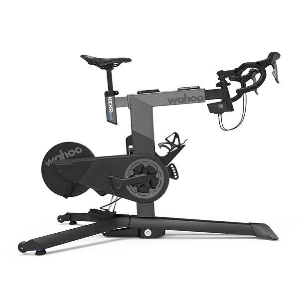 KICKR BIKE PROは、室内サイクリングの現実感を極めたモデルです。■設置面積：121（長さ）×76（幅）×95-118cm（高さ）■重さ：42kg■最大耐荷重：113kg■仮想シフトシステム：SHIMANO、SRAM、Campag...