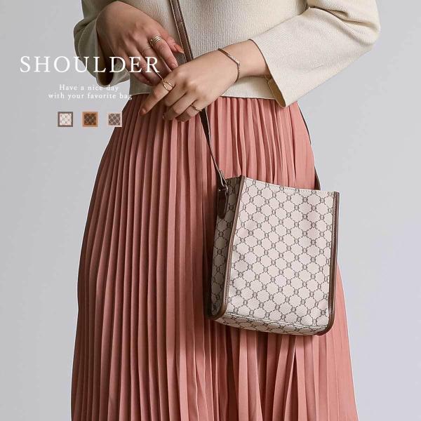 【ALTROSE】ショルダーバッグ レディース 斜めがけ 大人 小さめ 軽量 おしゃれ ミニ ロゴ 無地 合皮 ショルダー ラセット