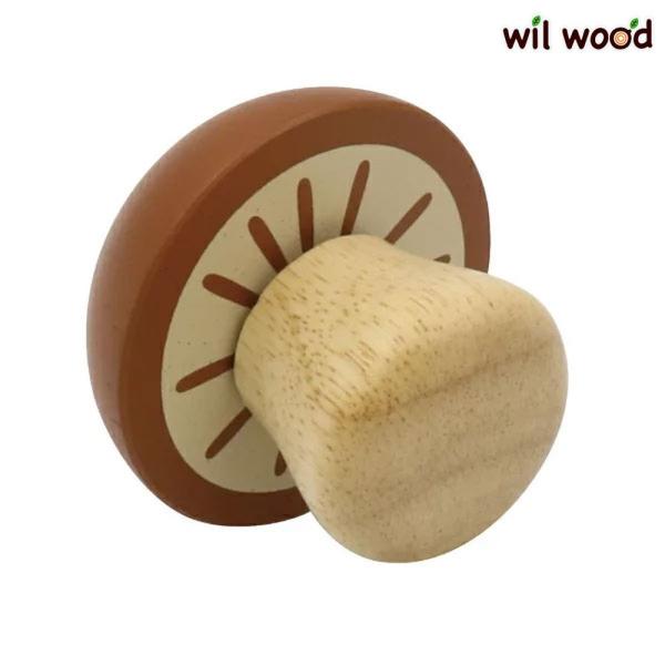 とれたて きのこおままごと用の食べ物です。 手に取って並べたくなるようなちょこんとしたかわいい形。 プリントでよりきのこらしく、おいしそうなデザインです。和食料理への展開や、きのこ単体できのこ狩りごっこなど、 ままごと遊びの幅が広がります。...