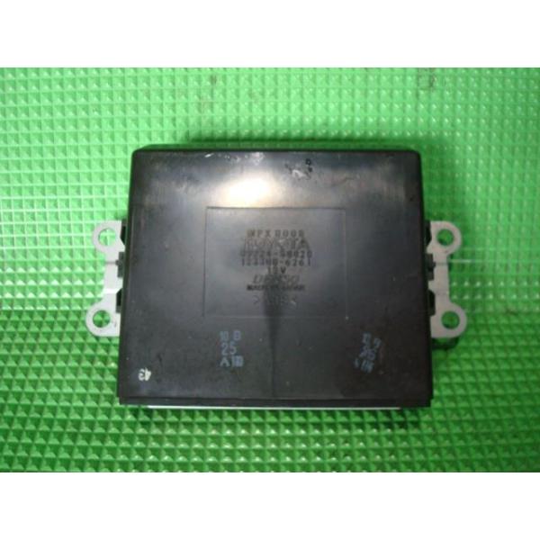 セルシオ UA-UCF31 MPXコンピューター左リアドア内 123300-6261 89224 