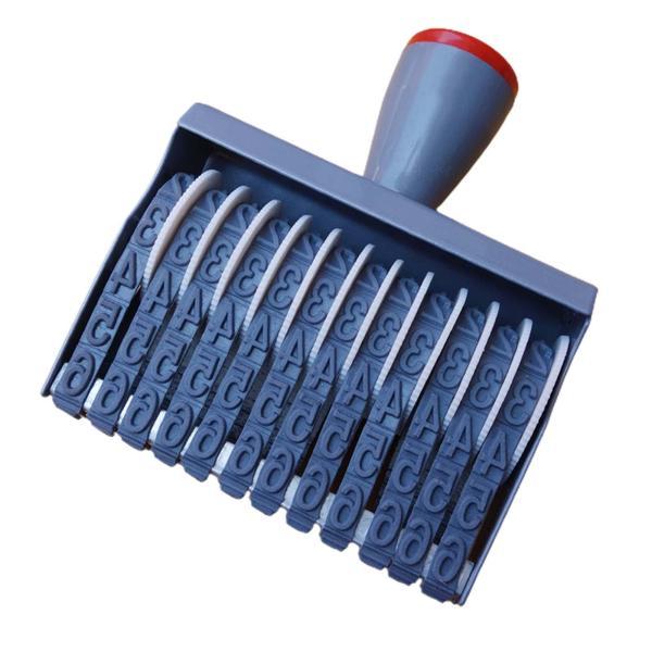 説明:[素材]12桁のホイール番号スタンプは高品質のPP素材で作られており.耐久性と耐摩耗性があります.[特徴]シールにはローラーが付いており.日付を調整することができ.使いやすいです.[使用方法]ローリングホイールスタンプは日付を調整し....