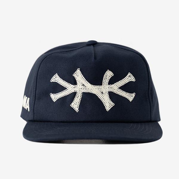 海外取寄 oMA STUDIOS スナップバックキャップ NY CHAIN STITCH SNAPBACK CAP NAVY オーマスタジオ