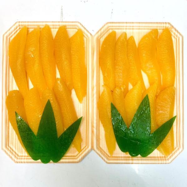 　12月の当店売上ナンバーワン商品です。お正月の定番数の子はアメ横丸茂商店で！！　気候変動、戦争、インフレの影響を諸に受けてここ数年で価格も大分変りましたがアメ横の年の瀬の顔、元気に頑張ります！！　画像と商品が異なる場合がありますのでご了承...