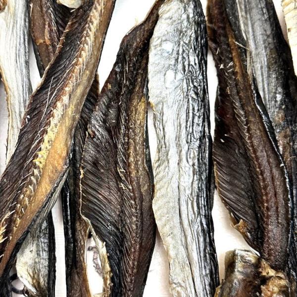 送料無料(込)　身欠きにしん　4-6本入　約115-125ｇ前後　上乾　原則国産　時々アラスカ産　【ニシン　鰊】常温メール便