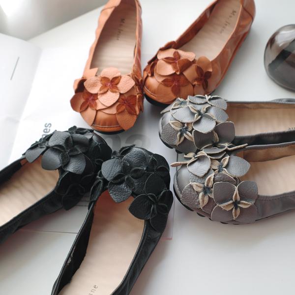 【極美品】◾️Estacion◾️フラットシューズ◾️パンプス◾️花柄◾️レザー amiami345_yzy202