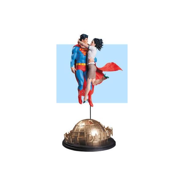 Dcコミックス Dc スタチュー デザイナーシリーズ スーパーマン ロイス レーン By ゲーリー フランク Dcコレクティブル 送料無料 在庫切れ あみあみ Paypayモール店 通販 Paypayモール