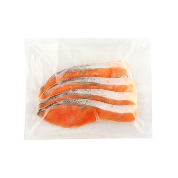 【冷凍】塩銀鮭の切り身を真空パックにしました。※在庫以上の数量をご希望の場合は、お手数ですがご注文前に弊社までお電話にてご連絡頂きたくお願い申し上げます。
