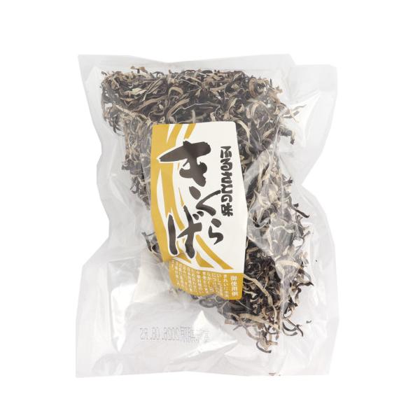 【常温】中国産裏白木耳を2mmにスライスしたもの。使いやすい100gパック※在庫以上の数量をご希望の場合は、お手数ですがご注文前に弊社までお電話にてご連絡頂きたくお願い申し上げます。