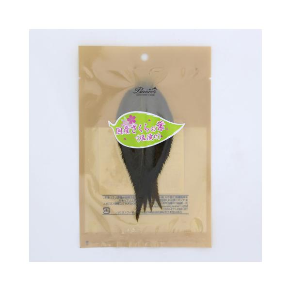 【常温】春の香りが感じられる桜の葉の塩漬けです。桜もちや春の料理などにお使いください。水につけて塩抜きをしてからご使用ください。天然のものを使用していますので、付着物がある可能性がありますが、品質には問題ございません。※在庫以上の数量をご希...