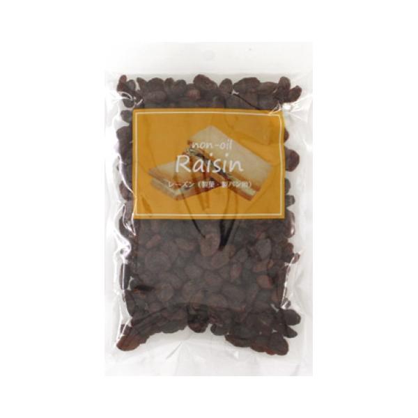 【NEW】【常温】オイルコーティングしていない製菓用レーズンです。マフィン、パン、クッキー等幅広く使えます。ワインやラム酒に漬けておくと風味が増します。※袋の内側がくもって見えますが糖分が袋についたもので、品質には問題ありません。※レーズン...