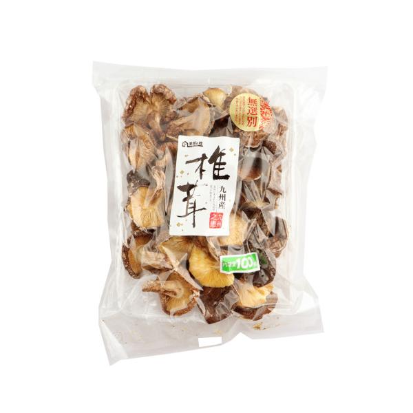 【常温】九州で生産された無選別品の椎茸を袋詰めしました。粒の大きさは不揃いですが、様々な料理に幅広くご使用出来ます。※在庫以上の数量をご希望の場合は、お手数ですがご注文前に弊社までお電話にてご連絡頂きたくお願い申し上げます。