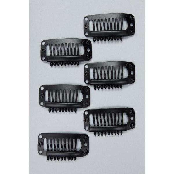 6つセットでご用意させて頂きました。気軽にイメージチェンジできる「ピン」です。取り付け・取り外しも簡単です。ショートウィッグとあわせて、ウルフヘアやいろんなキャラクターづくりの幅が広がります。その日の気分でショートをロングにしたり少し違う色...