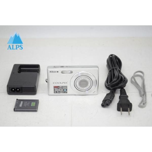 ニコン 美品 Nikon COOLPIX S200 コンパクトデジタルカメラ シルバー