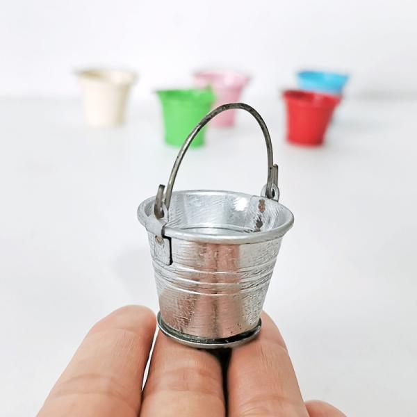 ミニチュアの調理器具飾り(金属製)