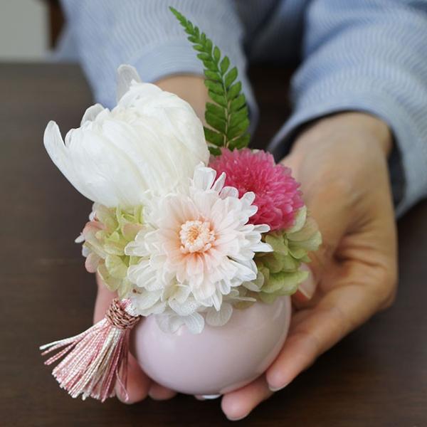 喪中見舞い 花 お供え 初盆 プリザーブドフラワー仏花 花器付き 初盆 供え物 お悔やみ 花鞠 室内墓地 納骨堂 Buyee Buyee 日本の通販商品 オークションの代理入札 代理購入