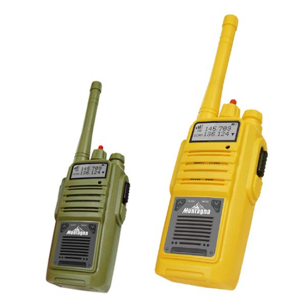 SPECカラー：オリーブ、イエローサイズ：本体：約W6.5×D4×H20.5cm／パッケージサイズ：約W16×D5×H23.5cmウェイト：本体：約65g／パッケージ込：約225g入数：同色2台セット対象年齢：7歳以上素材：ABS(合成樹脂...