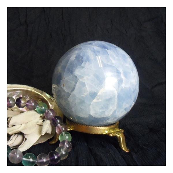 流行のアイテム 置き石オブジェ エンジェライト 天青石 60ｍｍ 透明感ある水色の丸玉 悲しみを浄化する 開運 風水 占い