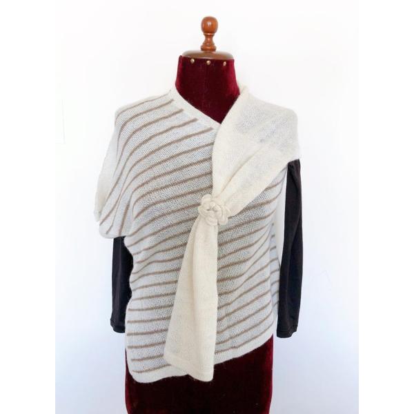 おしゃれポンチョ アルパカ100％ 白 花(送料無料) : アンデス雑貨