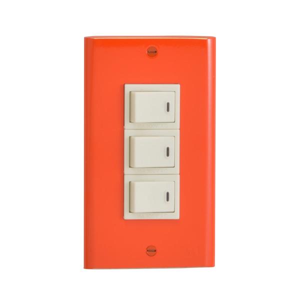 スイッチカバー プレート 3穴 3口用 コンセント コンセントカバーおしゃれ 真鍮 60sオレンジ仕上げ Pl オレンジ 高級 金属 アンティーク In5901 Otk アンドハウス Yahoo 店 通販 Yahoo ショッピング